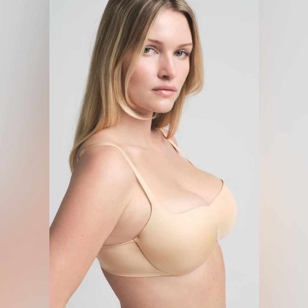 SKIMS Ultimate Push Up Balconette Bra 32C